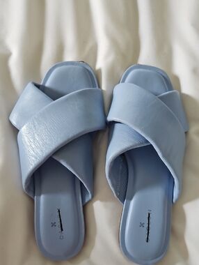 Caglon Light Blue Crisscross Slide Sandals - Women